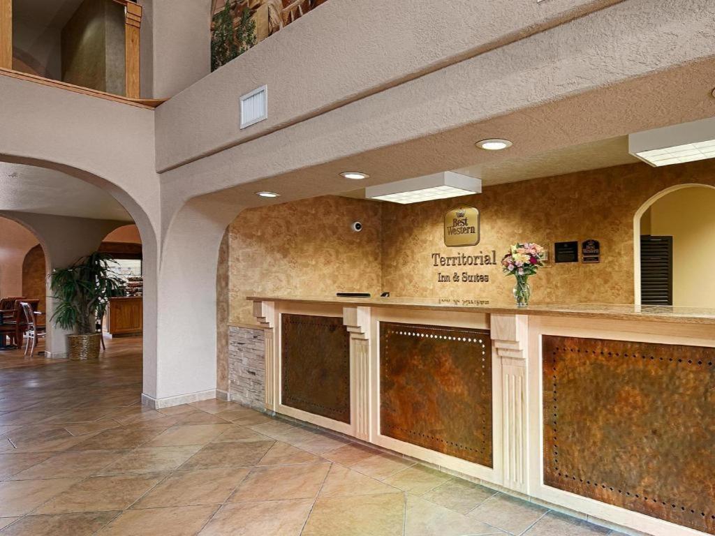Best Western Territorial Inn And Suites Bloomfield Екстериор снимка