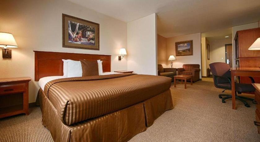 Best Western Territorial Inn And Suites Bloomfield Екстериор снимка